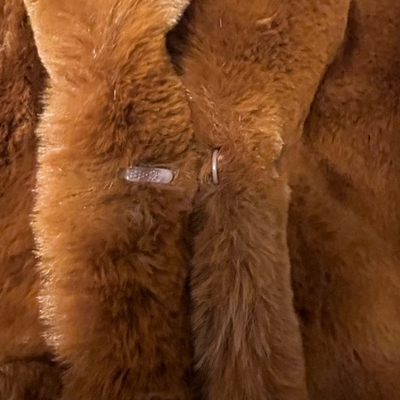 Soft Surroundings Cinnamon Long Fur Vest Sz M - Picture 6 of 6